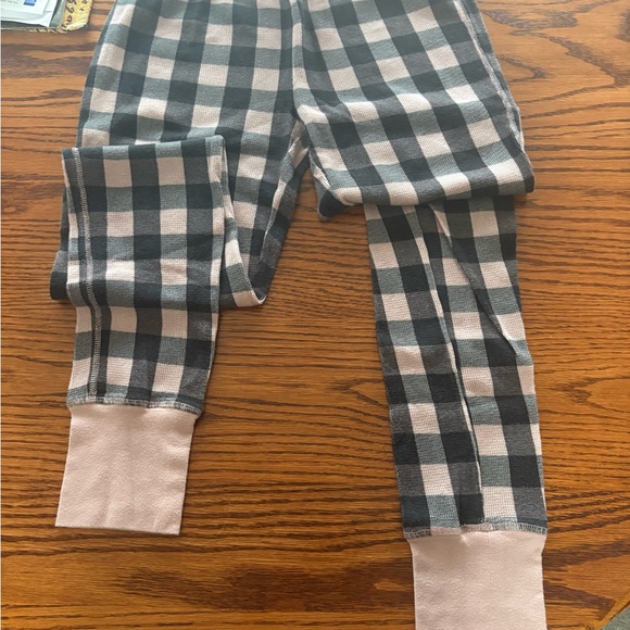 Victoria's Secret Checkered Long Sleeve and Pants Set- Black and Pink - Picture 6 of 10